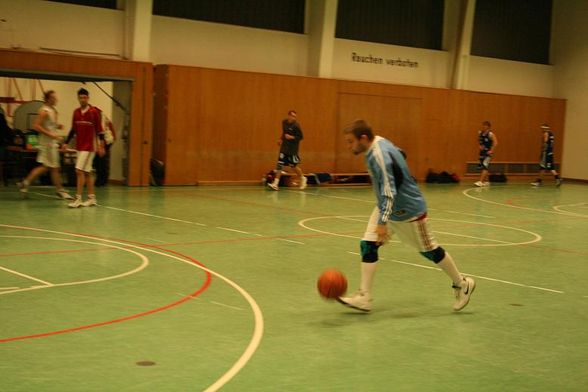 BBALL 2009 - 