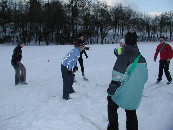 Leichatlethik im schnee ... :) - 