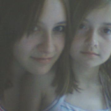 my 2te sis und i!!!!!!!!!! - 