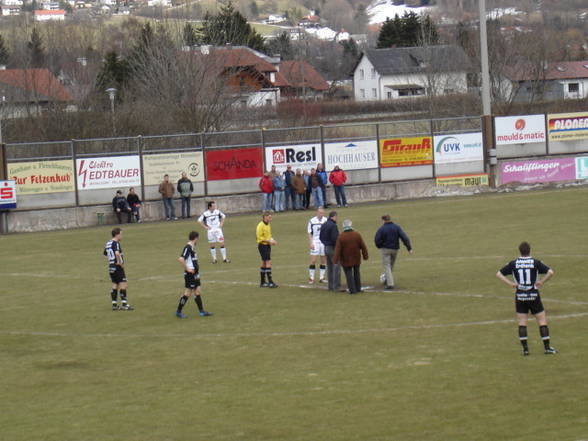 Beim Fussballspielen!!! - 