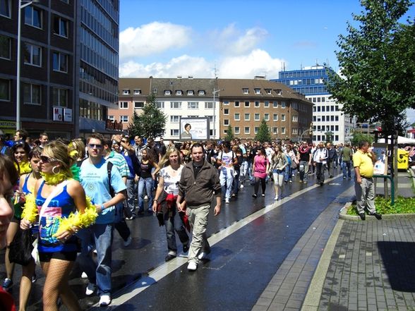 Love Parade in Dortmund - 