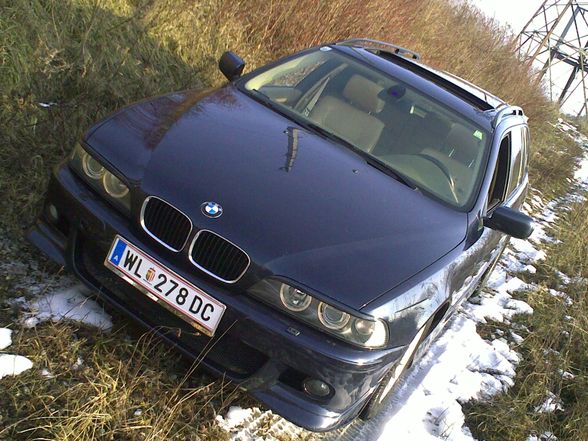 ...Bmw 530d..vs..Bmw 320i... - 