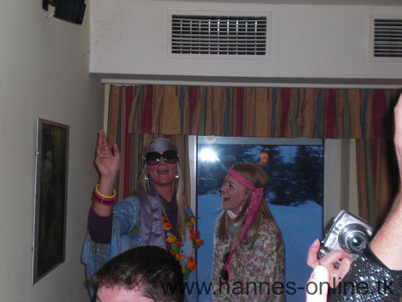 ~*fAsChInG HIPPIE bus 2009* ~ - 