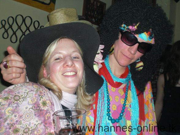 ~*fAsChInG HIPPIE bus 2009* ~ - 