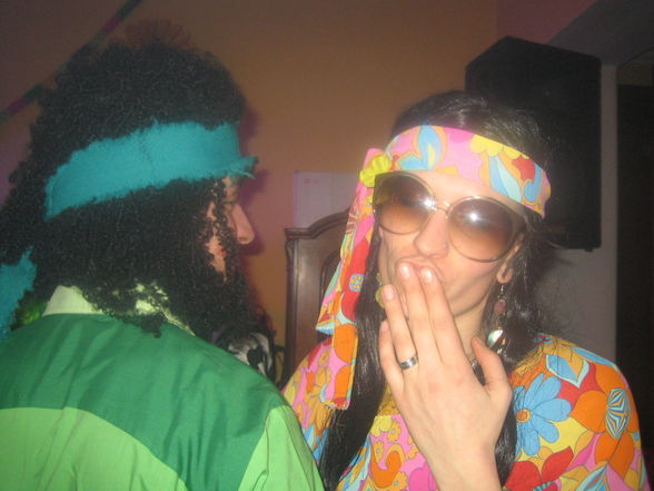 ~*fAsChInG HIPPIE bus 2009* ~ - 