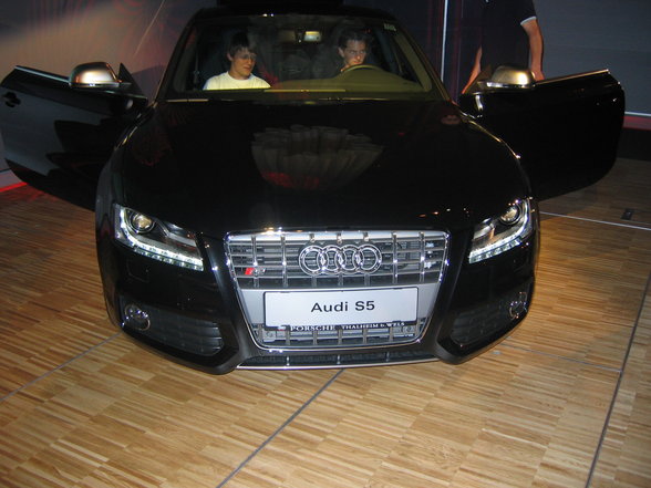 --------Audi S5 ---------- - 