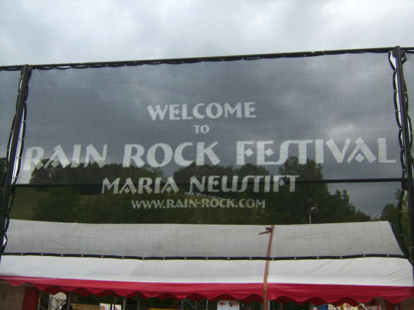 RAIN ROCK 09 - 