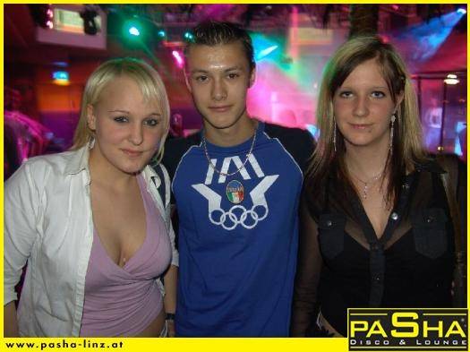 ICH & FRIENDS - 