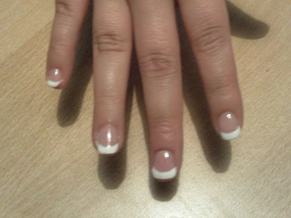 *nail design* - 