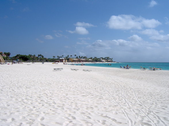 ArIbA   ARUBA... One Happy Island - 