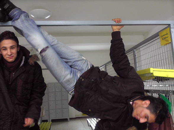 13.02.06 in der schule!!!!!!!!!!hihihihi - 