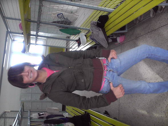 13.02.06 in der schule!!!!!!!!!!hihihihi - 