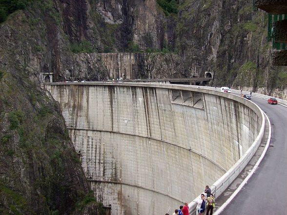 Climb the CARPATHIANS - Transfagarasan - 