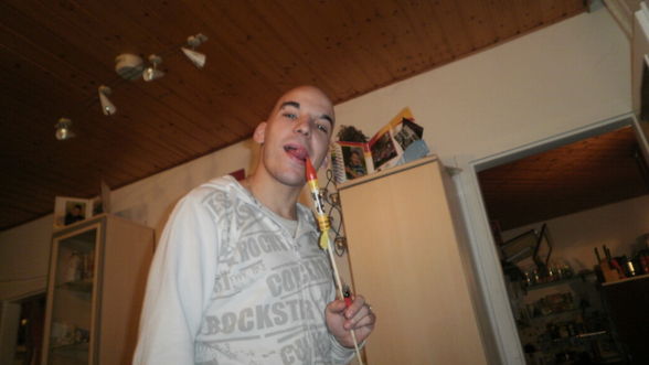 Silvester09•°? - 