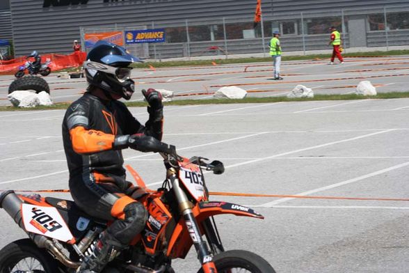 Supermoto - 