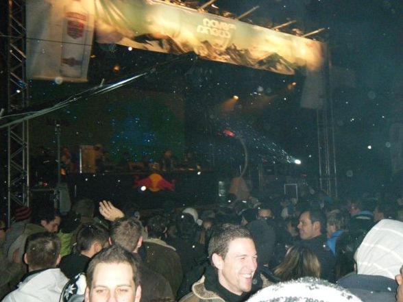 Rave on Snow o9 - 