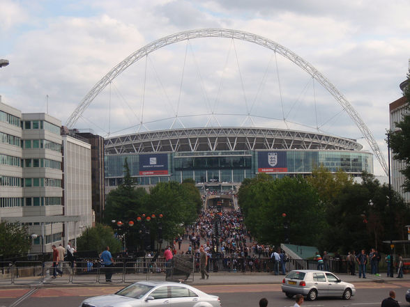 U2 in London - Wembley stadium - 