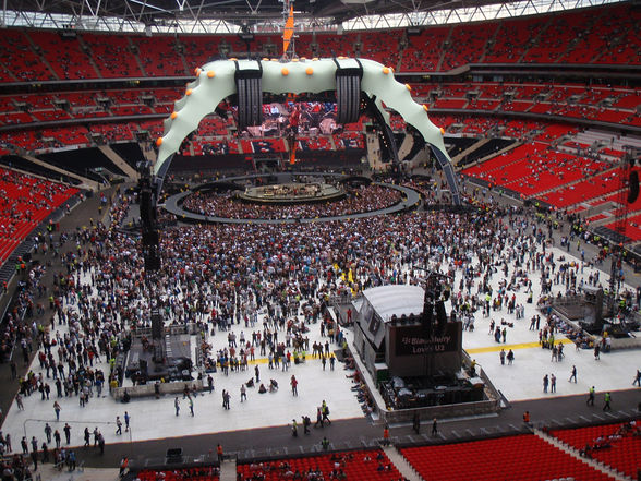 U2 in London - Wembley stadium - 