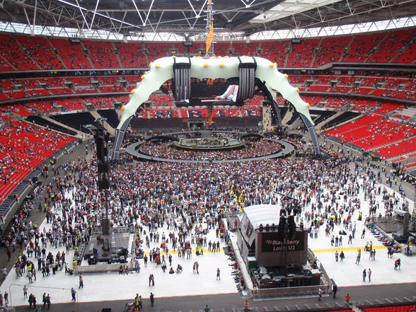 U2 in London - Wembley stadium - 