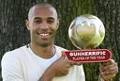 thierry henry 33673023