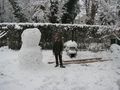 A Schneemanschgal 52998829