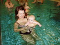 JULIA beim Babyschwimmen 20440947