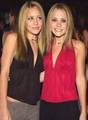 Mary-Kate and Ashley 5439095