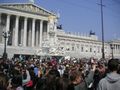 Demo vorm Parlament 58258892