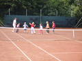 Stevi beim Tennisspielen 6037265