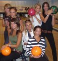 BowLinG witH the GirLs * 25272630