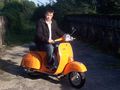 ***Vespa*** 66434923