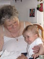 Naomi mit Urli - Oma`s 65438404