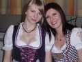 2 Dirndl im Dirndl 73521703