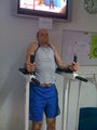 Eine Stunde im Fitnesscenter 58730144