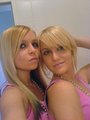 _-2_bLonD_TwinZ-_ 11775432