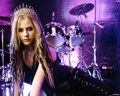 *Avril Lavigne* 35109648