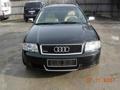 Audi und  30267701