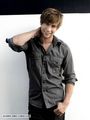 Chace Crawford (: 52497275