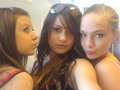 mY crazY chickas und ich 14464121