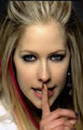 Avril Lavigne 24715224