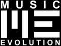 MUSIC EVOLUTION_FAMILY 18553447