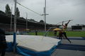 pole vaulting 44431793