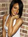 Rihanna 33070059