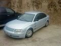 VW Passat 72044796