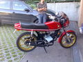 Mopeds und a boa geile autos.. 36134488