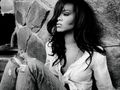 Rihanna 37140572