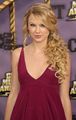 Taylor Swift 73503518