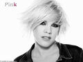 P!nk 67335476