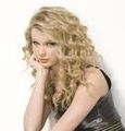 Taylor Swift 66947246