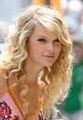 Taylor Swift 66947251